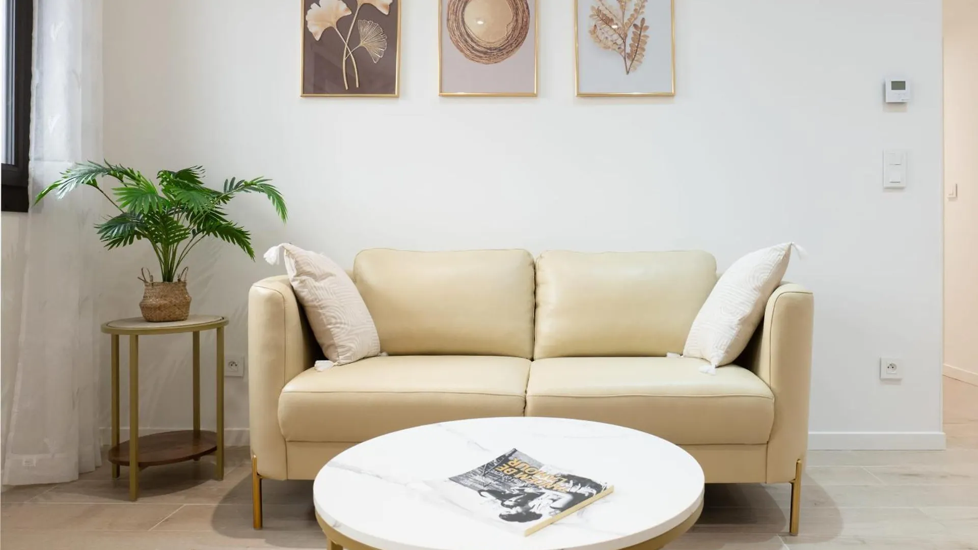 Upscale 3-Room Apartment 300M From The Beaches Κάννες